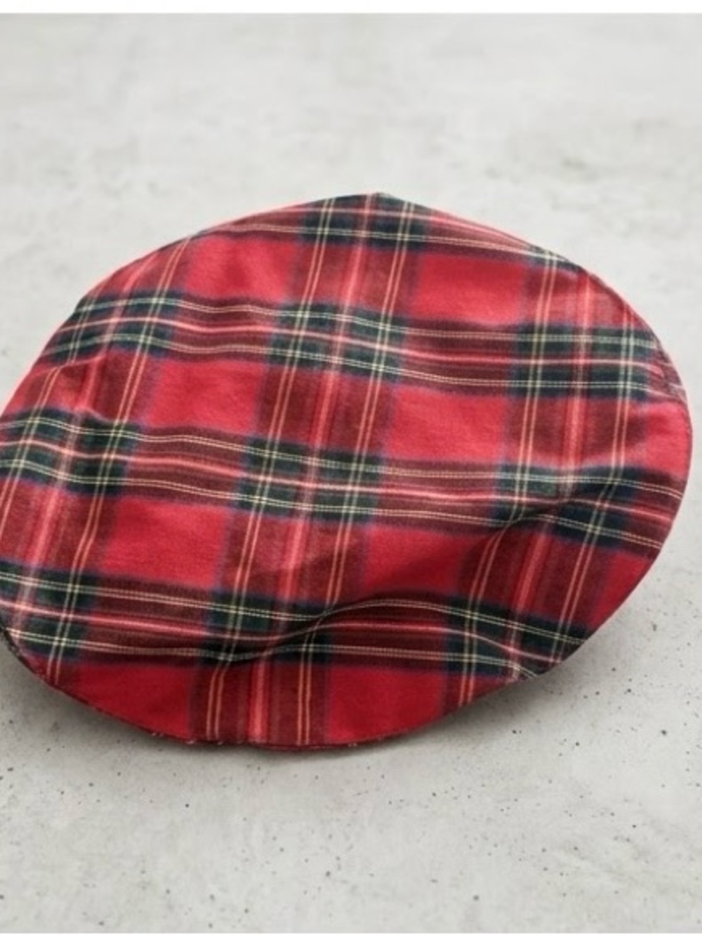 Red Plaid Newsboy Cap - Classic Men's Accessory